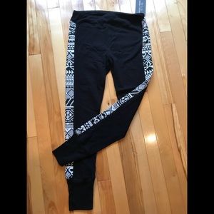 NWT Threads 4 Thought Leggings